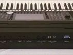 Yamaha PSR S975 Keyboard