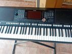 Yamaha PSR- S975
