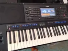 Yamaha PSR SX 700