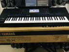 Yamaha PSR SX 700