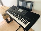 Yamaha psr SX 700 keyboard