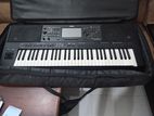 Yamaha PSR SX 700 Keyboard
