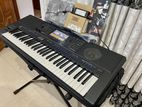 YAMAHA PSR SX 900