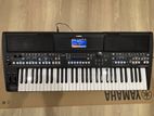 Yamaha PSR SX600