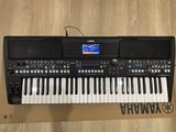 Yamaha PSR SX600