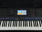 Yamaha PSR SX700