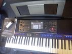 Yamaha PSR SX700 Keyboard