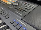 Yamaha PSR SX700 Keyboard
