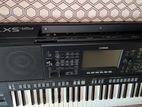 Yamaha psr SX720