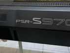 Yamaha PSR S970 Keyboard