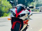 Yamaha R1 2014