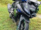 Yamaha R15 2019