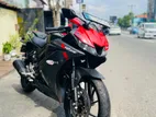 Yamaha R15 2019