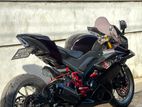 Yamaha R15 2019