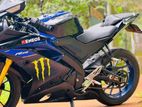 Yamaha R15 2019