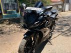 Yamaha R15 2019