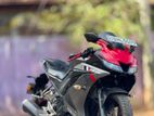 Yamaha R15 2019