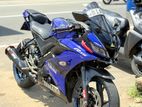 Yamaha R15 2019