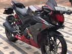 Yamaha R15 2019