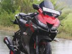 Yamaha R15 2020