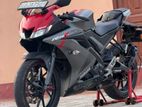 Yamaha R15 2020