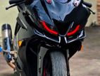 Yamaha R15 2020