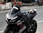 Yamaha R15 2020