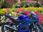 Yamaha R15 2025