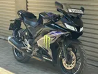 Yamaha R15 Monster 2020