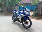 Yamaha R15 V2 2016