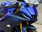 Yamaha R15 V4 2025