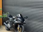 Yamaha R15 V4 2025