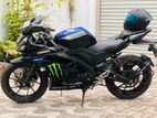 Yamaha R15 2019