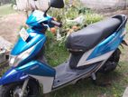 Yamaha Ray 2013