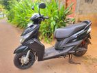 Yamaha Ray 2014