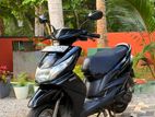Yamaha Ray 2015