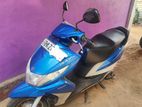 Yamaha Ray 2016