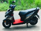 Yamaha Ray ZR 2018