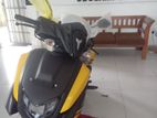 Yamaha RayZR Yellow Hybrid 2025