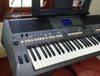 YAMAHA S670 KEYBOARD