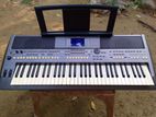 Yamaha S670 Keyboard