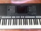 Yamaha S750 Keyboard