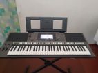 Yamaha S770 Keyboard