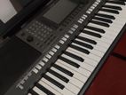Yamaha S770 Keyboard