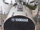 Yamaha Stage Custom Drum Set