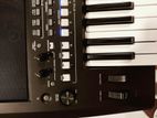 Yamaha SX 600 Keyboard