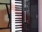 Yamaha SX600 Keyboard