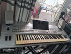 Yamaha Tyros 1 Keyboard