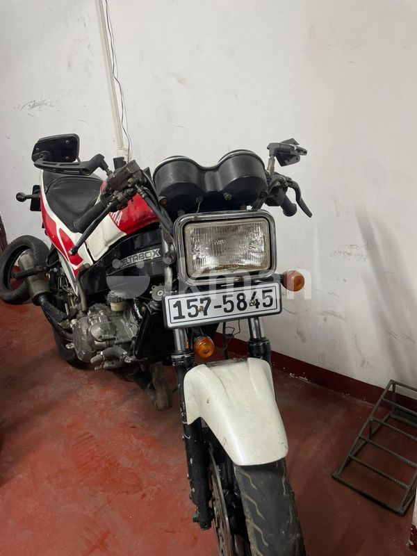 Yamaha TZR Race 1995 විකිණීමට කොටිකාවත්ත ikman