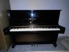Yamaha U1E Piano